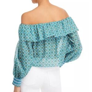 Alice and Olivia Alta Off-the-Shoulder Top - small/petite